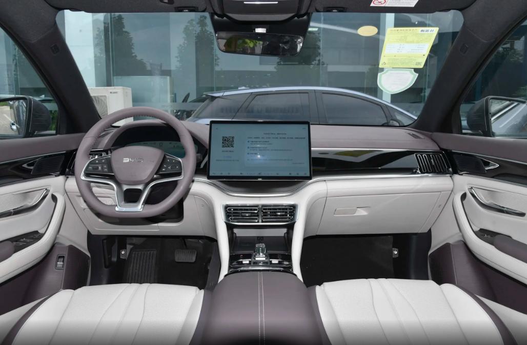 20万以内可油可电SUV，深蓝S07和比亚迪宋PLUS谁更适合冬季用车？