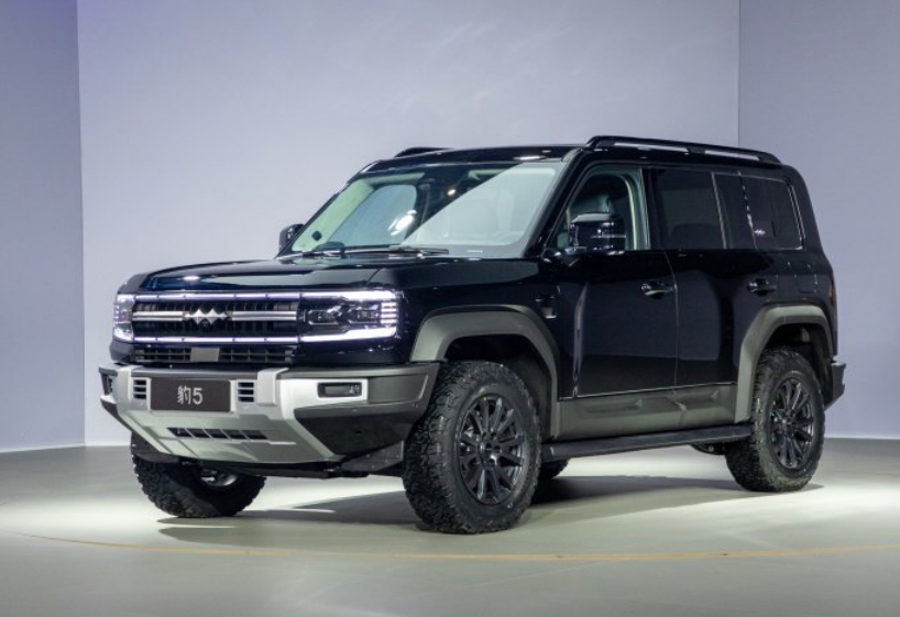 BJ40魔核电驱版预售价高于预期：22.48万元起的标准略高