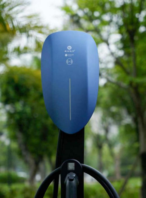 小米SU7家用充电桩不踩坑！选择这个品牌很好用