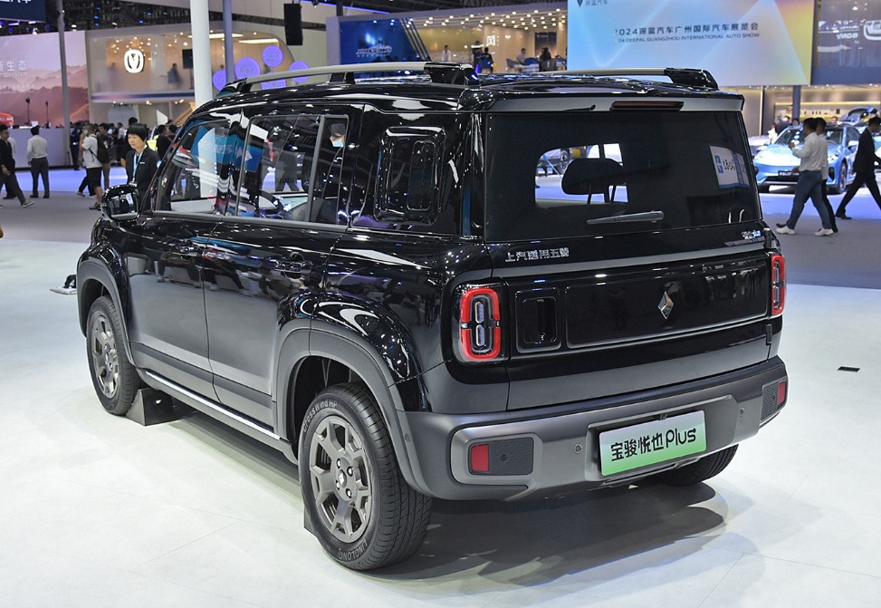 10万级方盒子对决：奇瑞iCAR V23对比宝骏悦也Plus