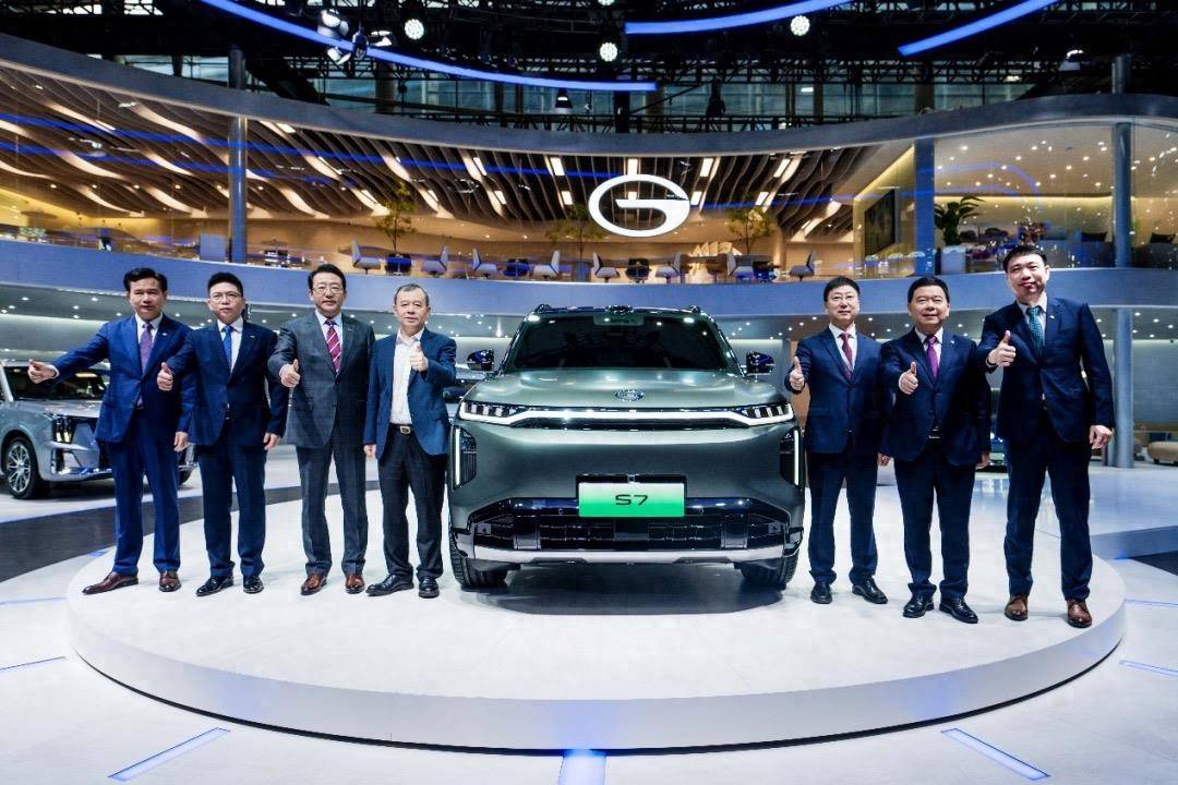 从品牌到产品，全面向新能源科技企业转型的“新传祺”