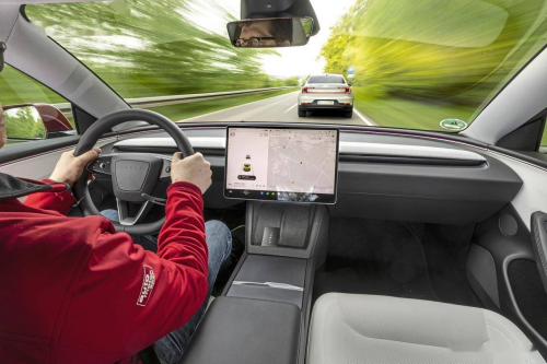 极星2力压特斯拉Model 3 谁才是真正的电动轿跑王者？