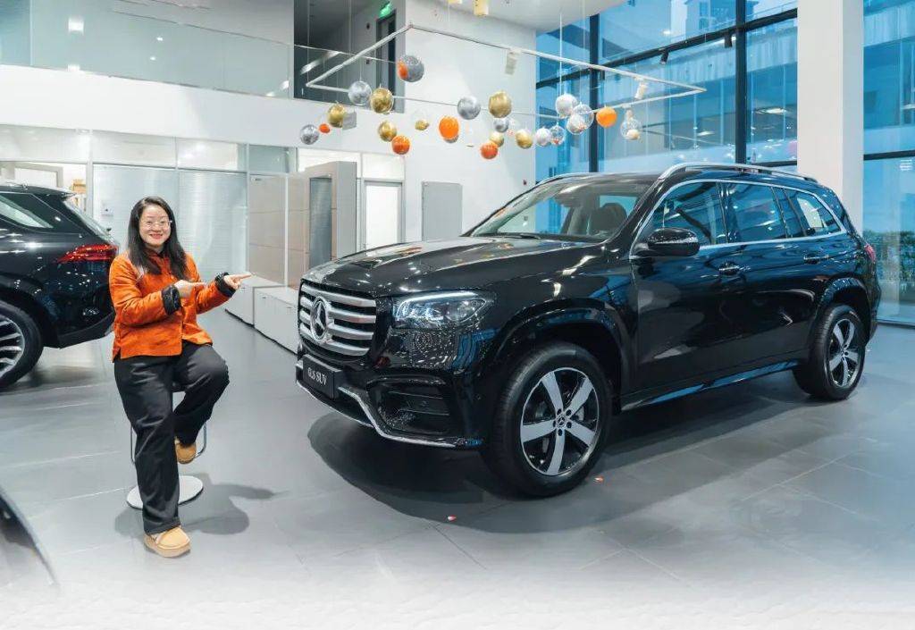 什么样的成都有钱人，会在2024年买一台奔驰GLS SUV？