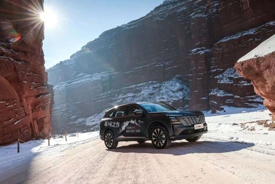 13万级最强燃油SUV，第四代CS75PLUS Ultra正式上市