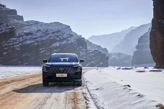 13万级最强燃油SUV，第四代CS75PLUS Ultra正式上市