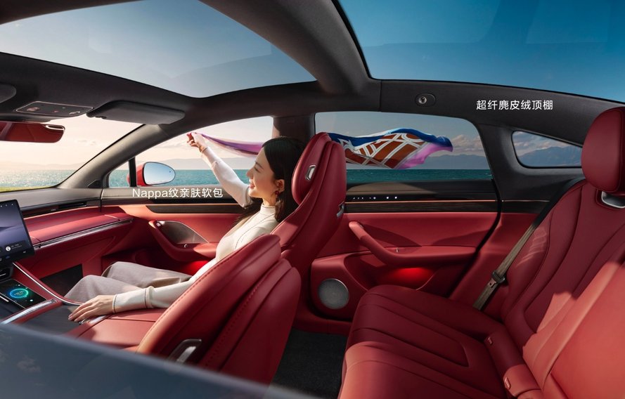 20多万预算，智界新S7何以成Model 3最强挑战者？