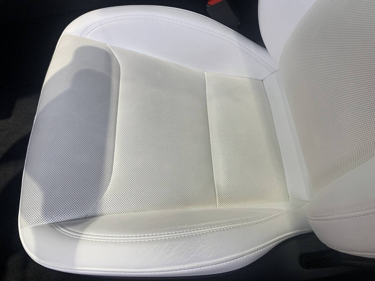 汽车座椅极限使用后会怎样？看看小米/鸿蒙智行/理想/蔚来的表现