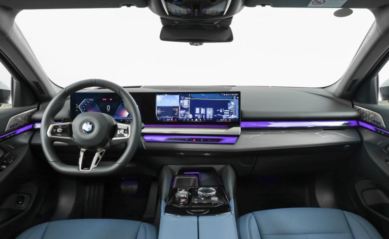 2025款宝马5系，iDrive 8.5更新到 9有何变化？新增V2X智驾