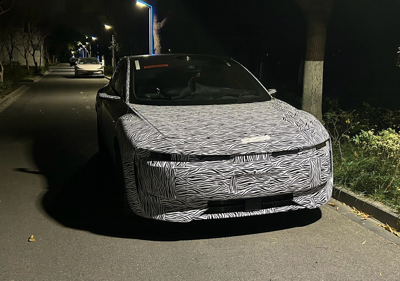 奥迪新车型“AUDI E”量产版谍照曝光，实车高度还原概念车的设计