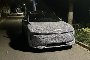 奥迪新车型“AUDI E”量产版谍照曝光，实车高度还原概念车的设计