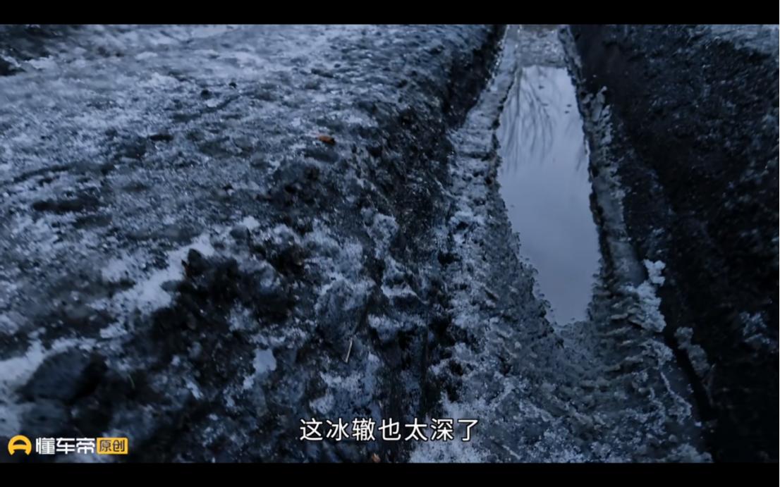 无“名”亦出挑，坦克400 Hi4-T以“战损”之躯成功穿越道顿公路