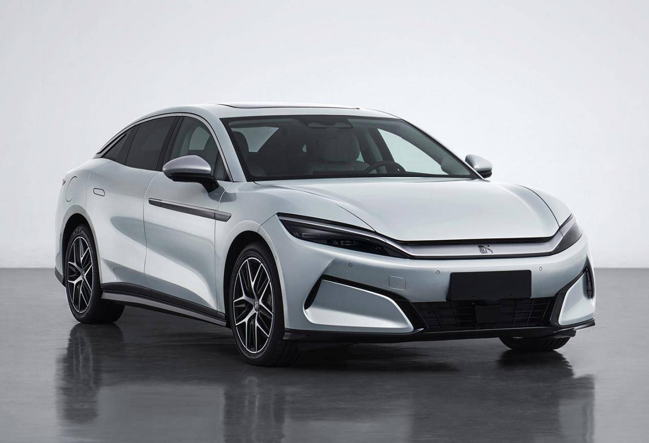 外观更帅气，单电机580kW，2.7秒破百！汉L申报信息曝光