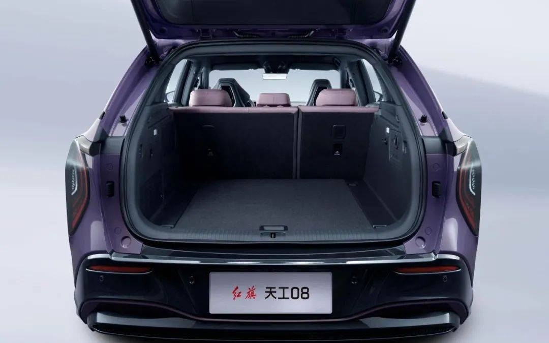 定位中大型豪华纯电SUV！23.98万起的红旗天工08，到底该怎么选？