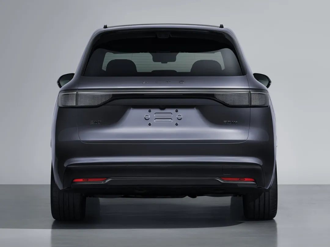 工信部新车：问界M8、唐L首曝，这几款SUV都冲理想而来？