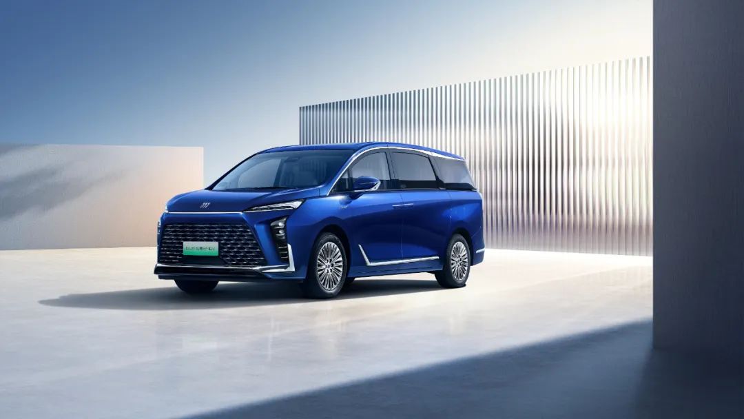 品牌丨上汽通用月销量六连涨！2025年关键词：合资2.0时代的领头羊