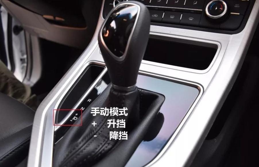 电瓶没电，手动挡能推车打火，自动挡为何不行？你知道原因吗