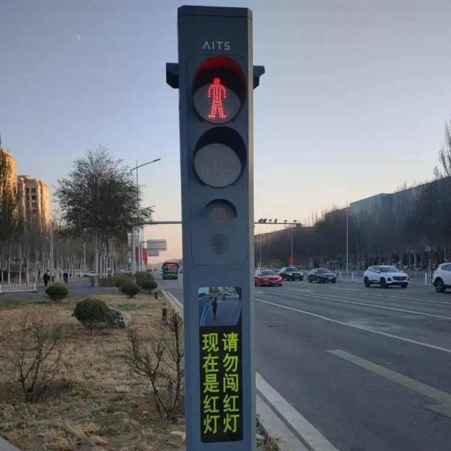 礼让还是通过？看看交规是如何界定礼让行人的，学会避免扣分罚款