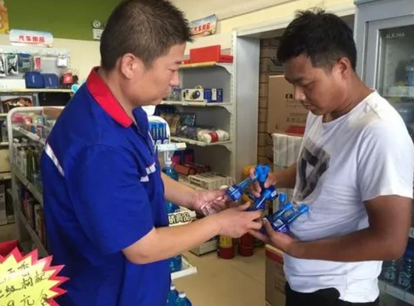 燃油宝真的能清除发动机内部积碳，降低油耗？终于知道真相