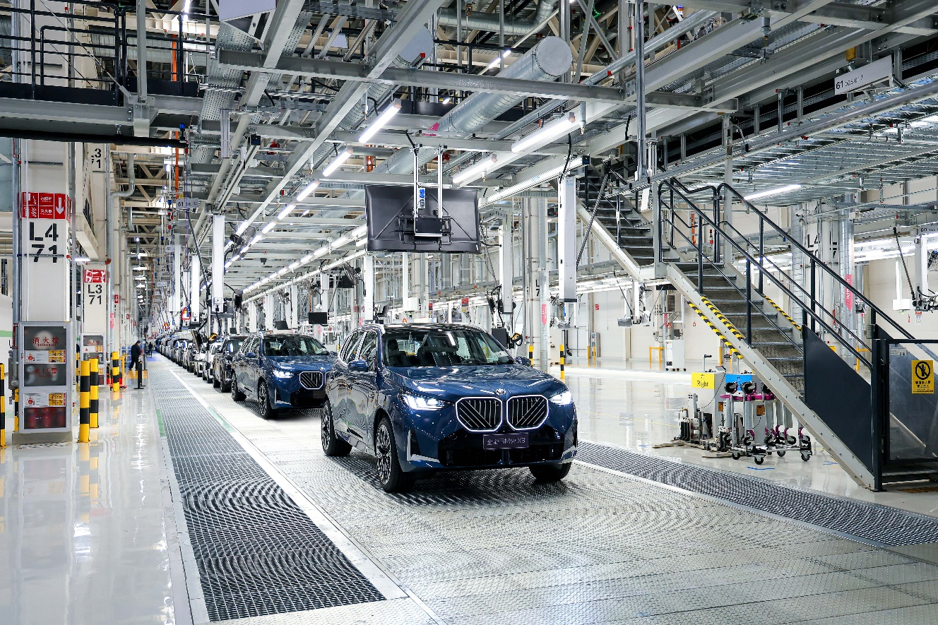 研发测试“虚”“实”结合，创新“智造”品质为先 揭秘全新BMW X3智能驾趣诞生历程