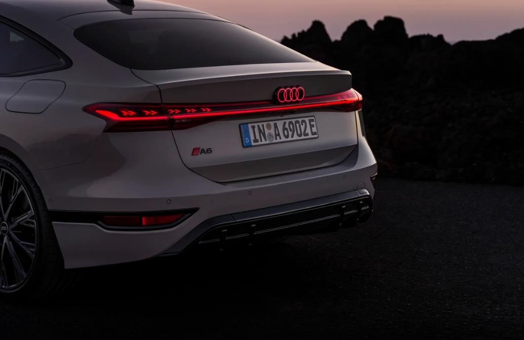 奥迪2025重磅新车规划：A4L、Q5L换代，PPE平台即将国产！