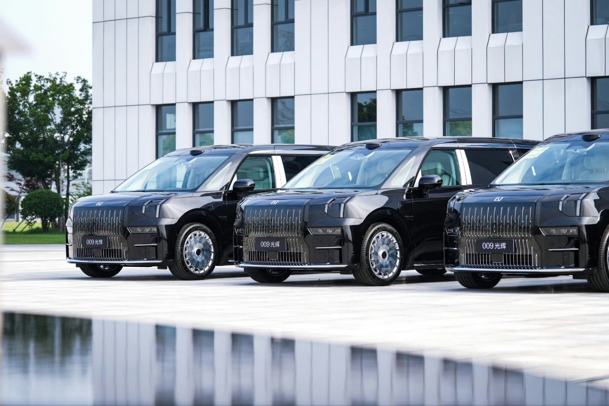 吉利汽车2024年销量突破217万辆 新能源销量破88万辆