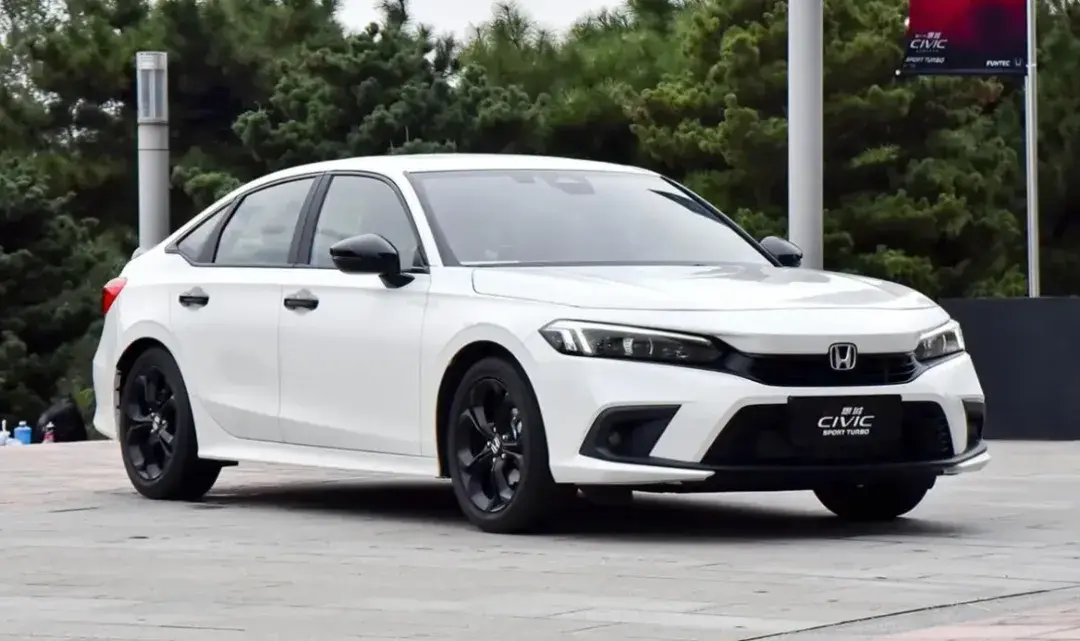 4.89万的吉利帝豪、7.99万的大众SUV！值得抄底3款油车！