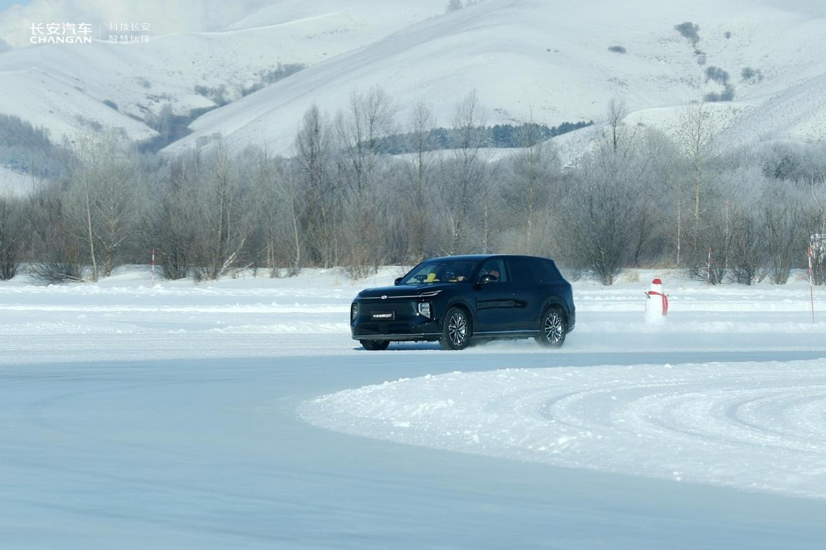 长安数智新汽车极寒试炼，“冰雪漂移”秒变赛车手！