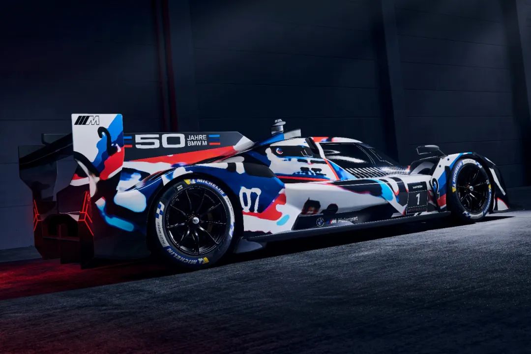 首个杆位！恭贺24号BMW M Hybrid V8赛车