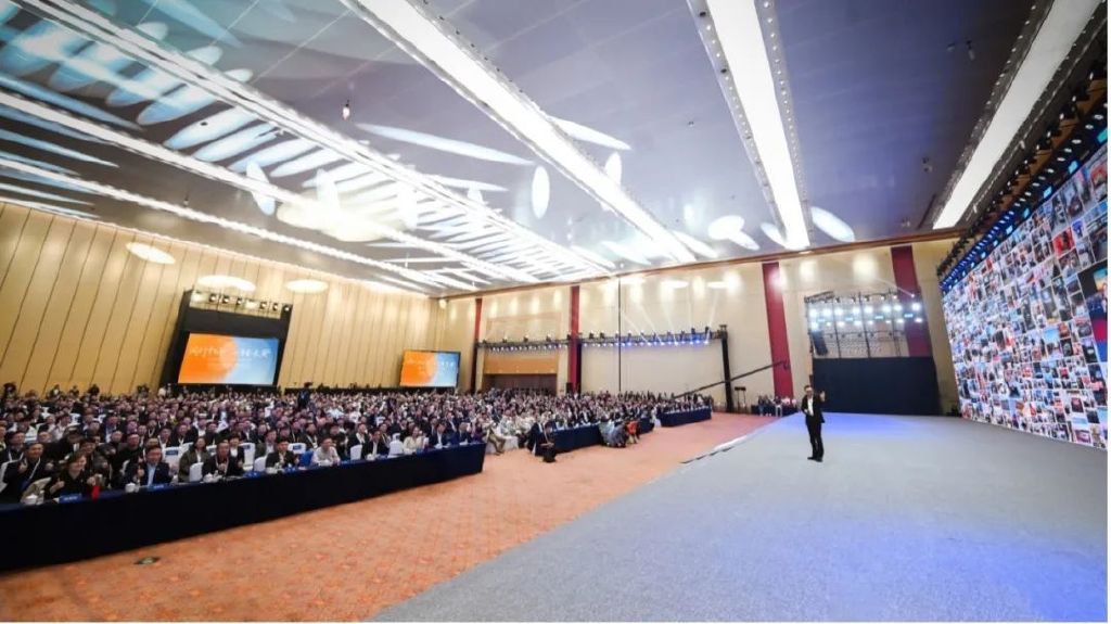 目标300万辆，长安汽车2025年准备怎么干？
