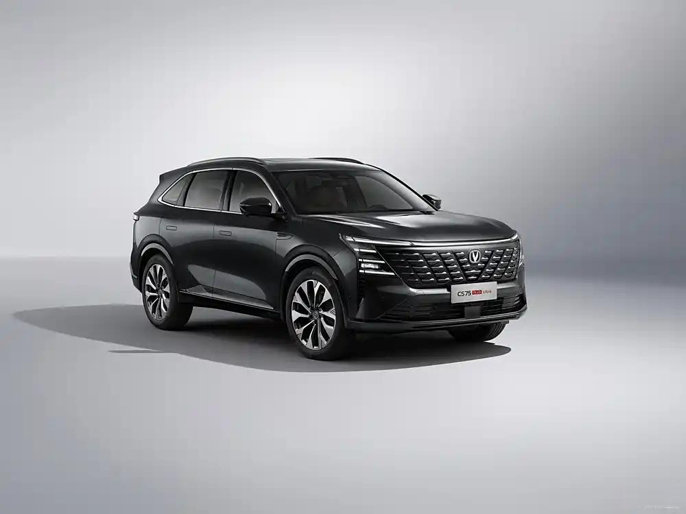 长安第四代CS75 PLUS Ultra挑战丰田RAV4荣放，鹿死谁手？