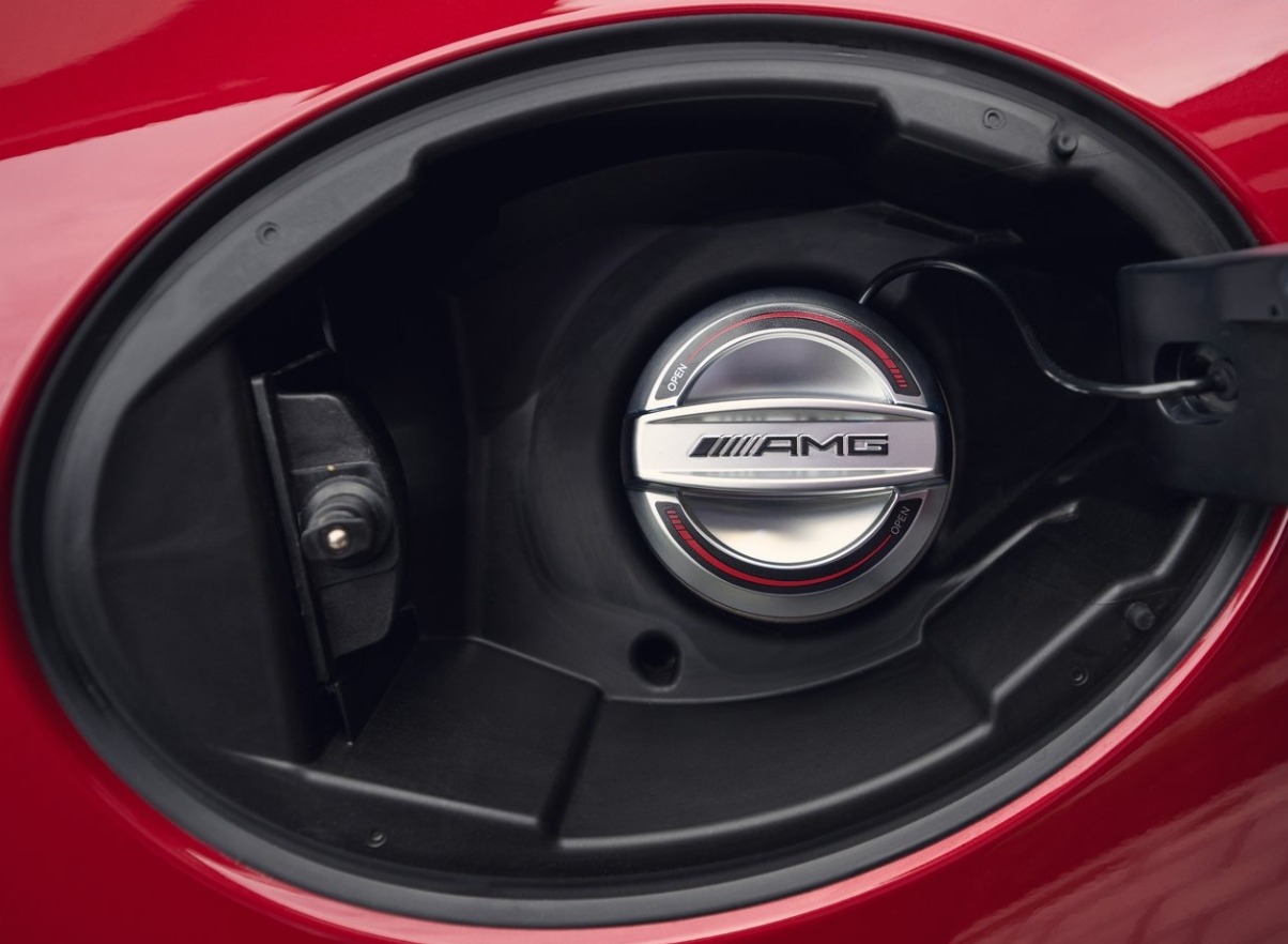 奔驰AMG GT63 S E Performance，2.8秒破百，如此长后缀代表什么