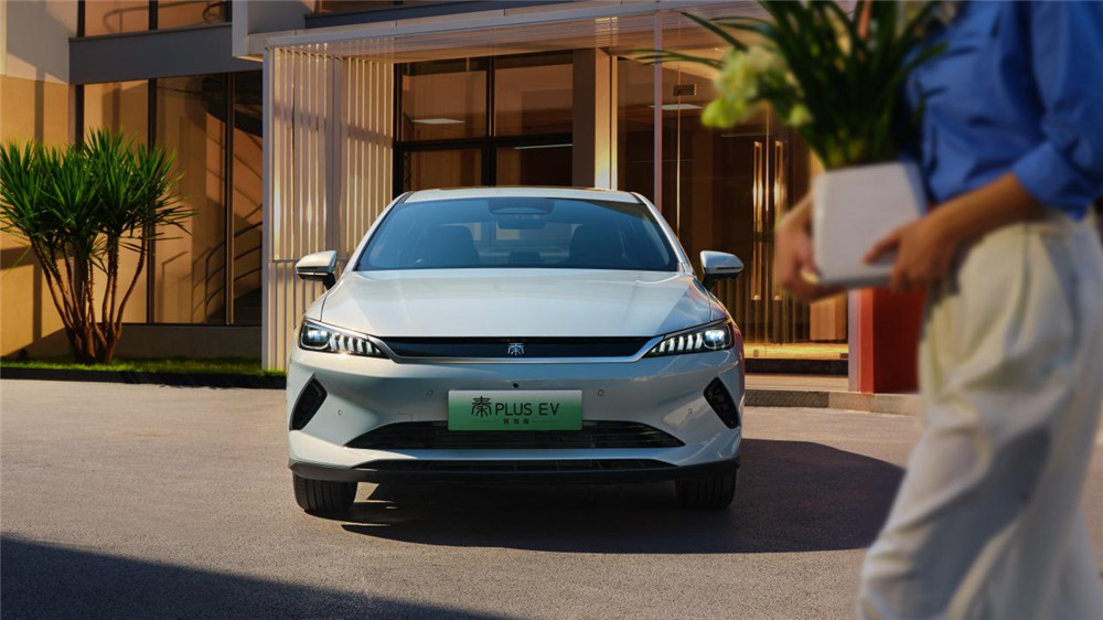 高阶智驾“启蒙车” ！第二代秦PLUS智驾版上市