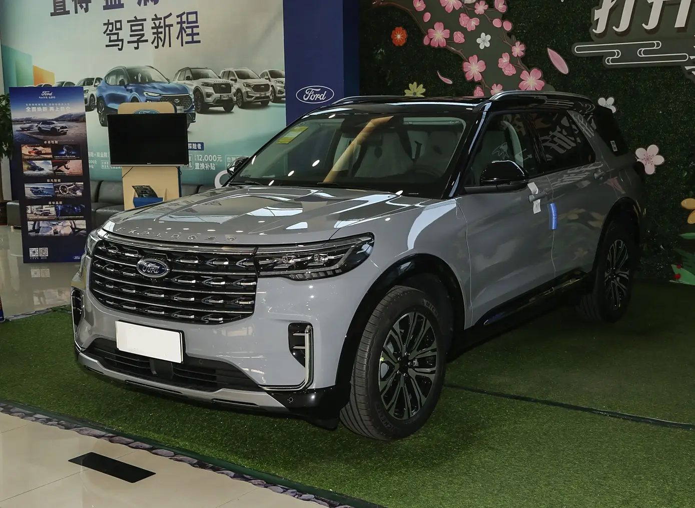 全新外观，尺寸更大，全新大众途昂PRO实车图曝光