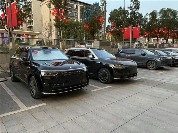 套娃的问界M8，轴距超3米1，这次优势在哪里