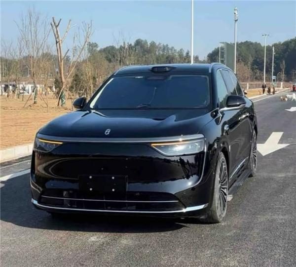套娃的问界M8，轴距超3米1，这次优势在哪里
