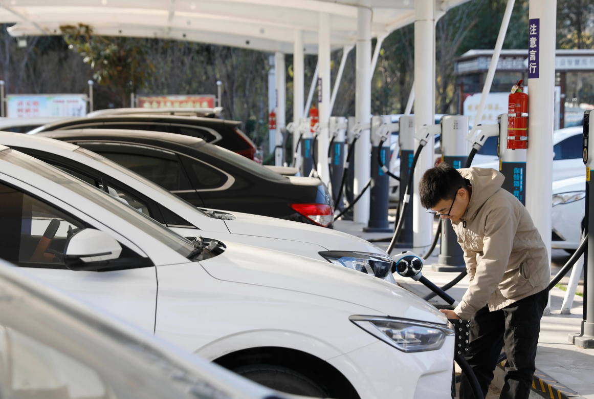 新能源汽车1月渗透率出现下滑，燃油车看来还没有变成“诺基亚”