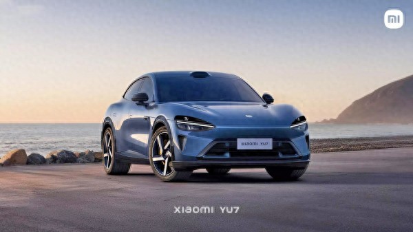 小米 YU7比 Model Y 更大，更便宜，续航更长！你还考虑特斯拉吗？