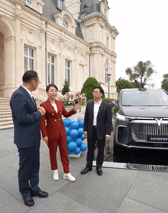 打通“智架+智驾”，华为与岚图强强联合，全新梦想家更值了？