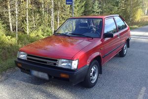 第二代丰田Tercel：80年代初的年轻化转型