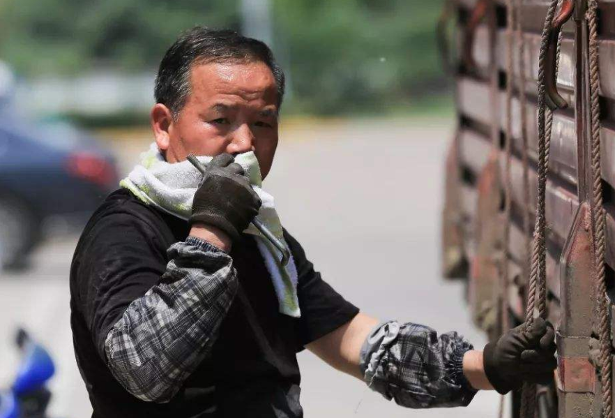 运输行业乱象说明开车达不到“白领”希望开车获得高薪是痴心妄想