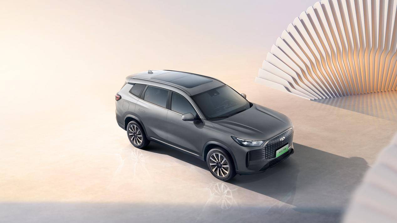 7座插混SUV“卷”入新境界，奇瑞风云T8平替瑞虎8 PLUS C-DM