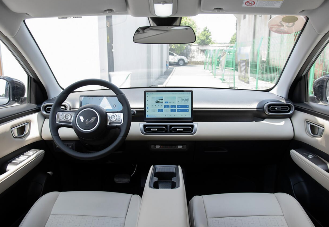 五菱汽车也卷起来了，8.98万就能买到续航510km的纯电车，划算吗？