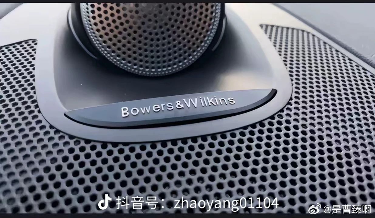 Bovvers & Wlikins ？这音响不太对劲啊...