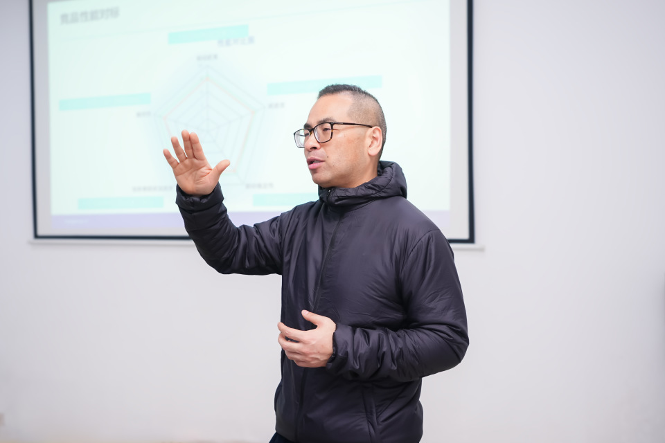 京西智行线控制动，2026有望量产行业终极解决方案