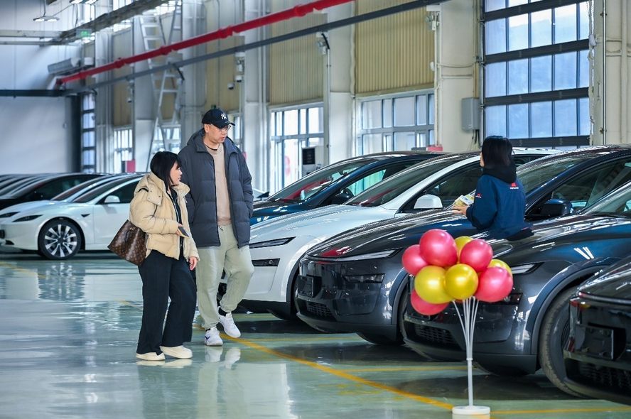 激发消费动能，特斯拉焕新Model Y在天津开启首批交付