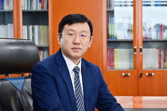 央企背景难掩市场困境，杨虓带领一汽奔腾向何方？