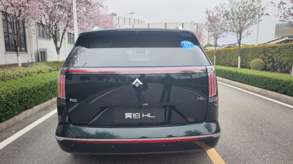 昊铂老车主试驾 HL有感：超越期待的豪华智驾新境界​