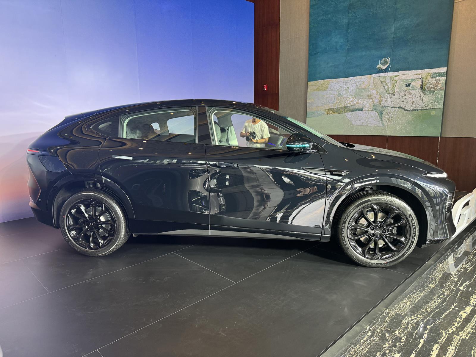 2025款小鹏G6正式上市 六项全能纯电轿跑SUV/售17.68万起