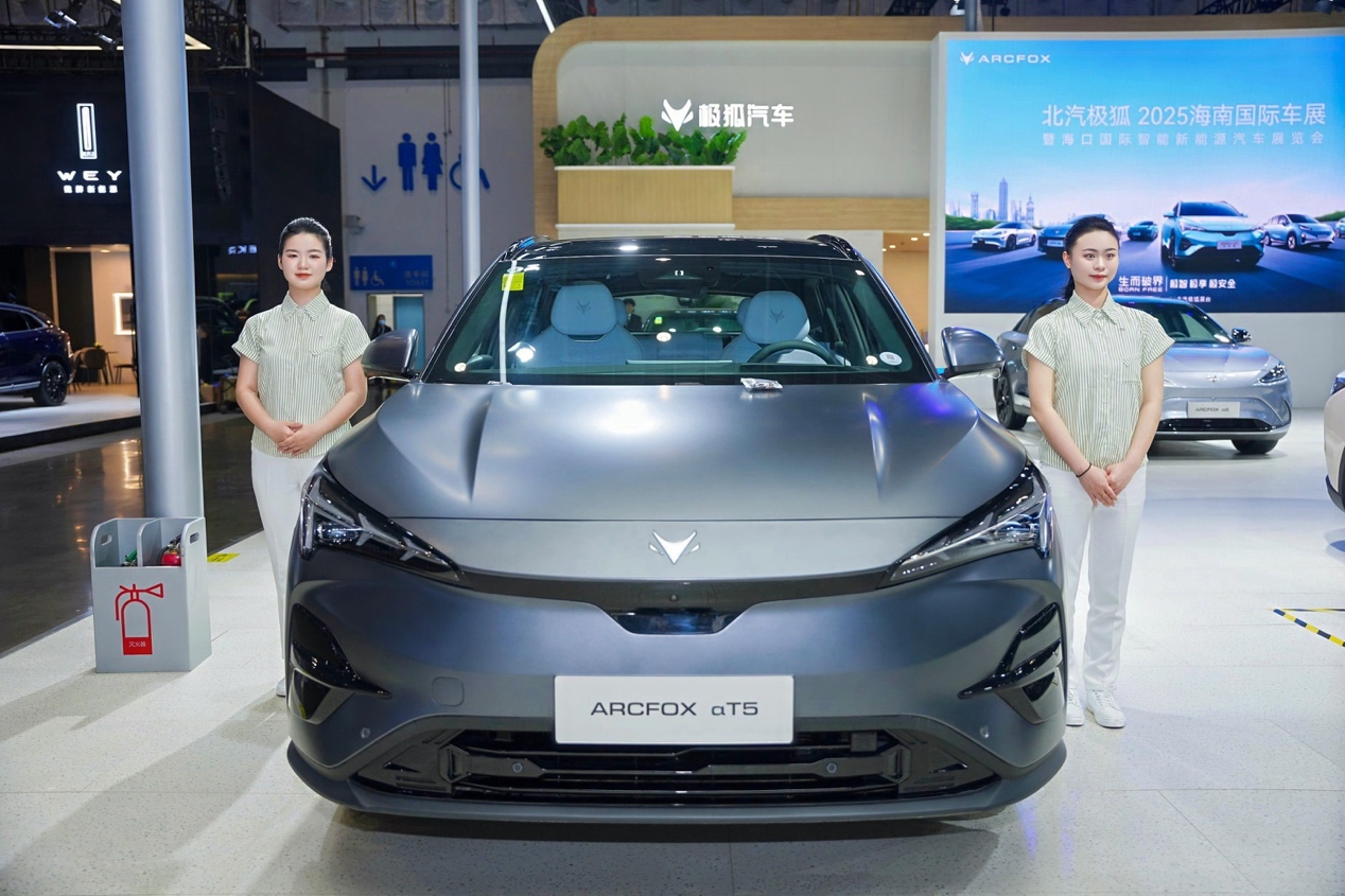 宁王电池+800V超充不到12万拿下，银河的“短刀”拼得过吗？