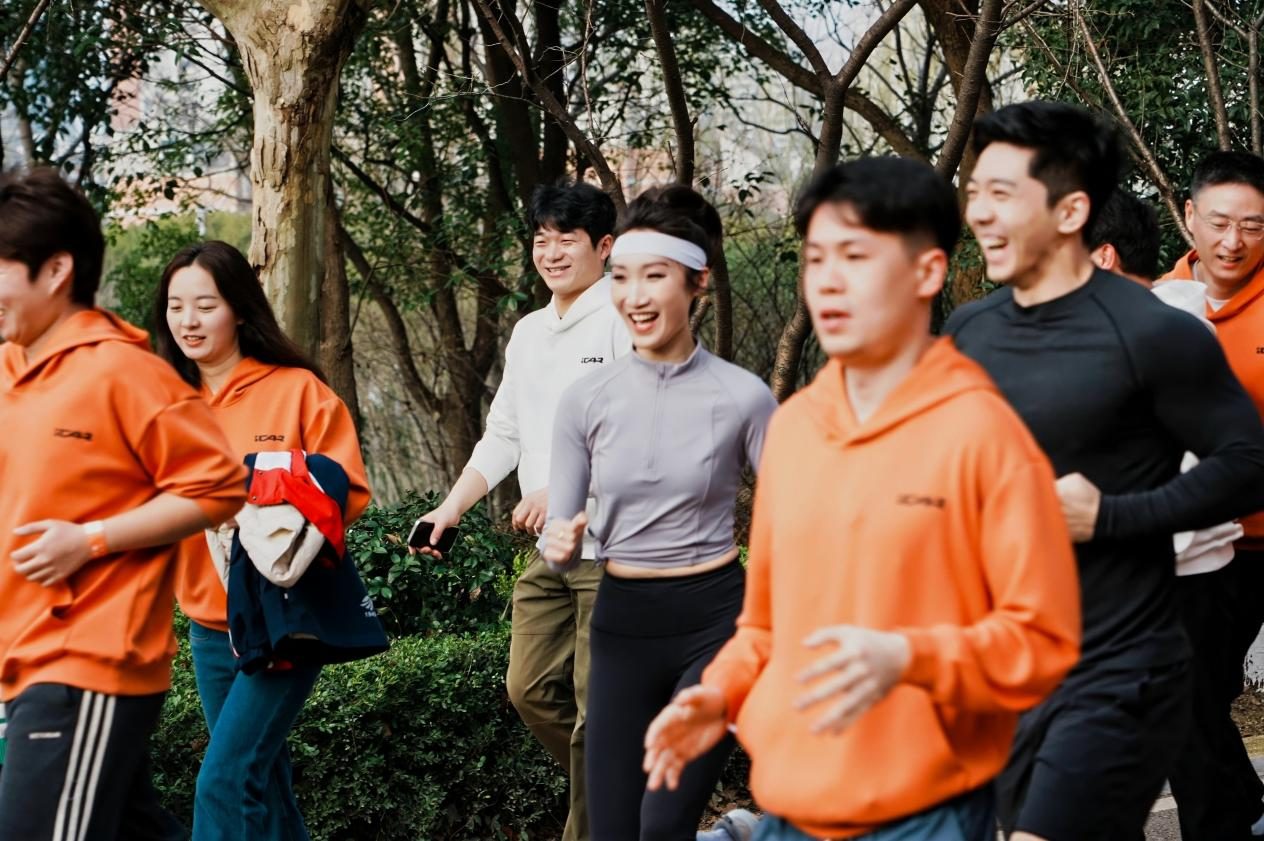 iCAR「奇瑞RUN」活力开跑，展现“iCAR加速度”